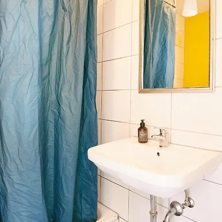 Hostel Sleep Station *