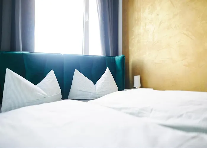 Sleep Station Hostel *