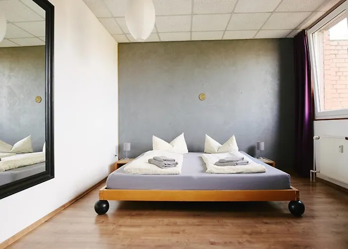 Sleep Station Hostel *